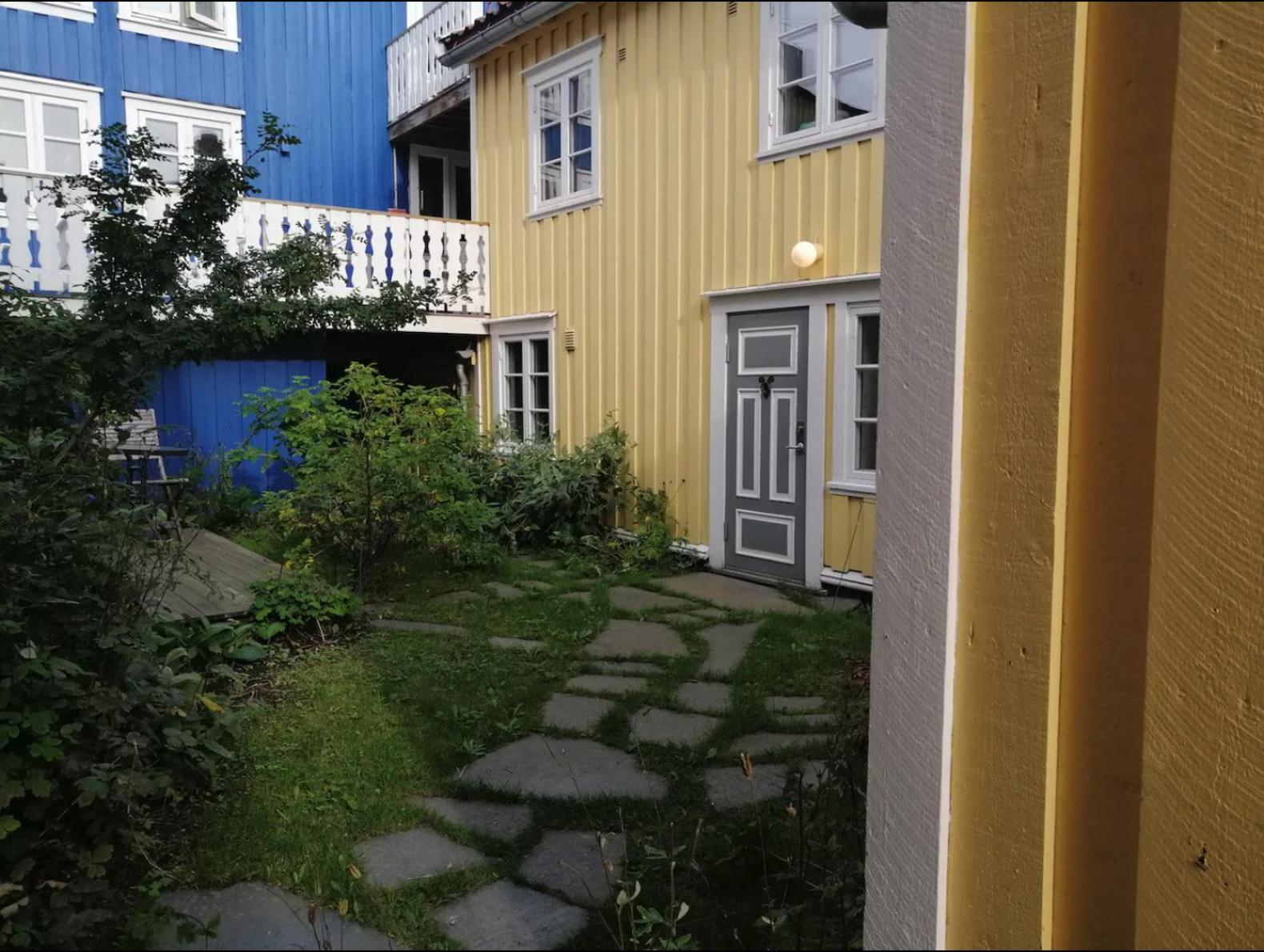 Sjarmerende Historisk Leilighet Midt I Tromsø Buitenkant foto