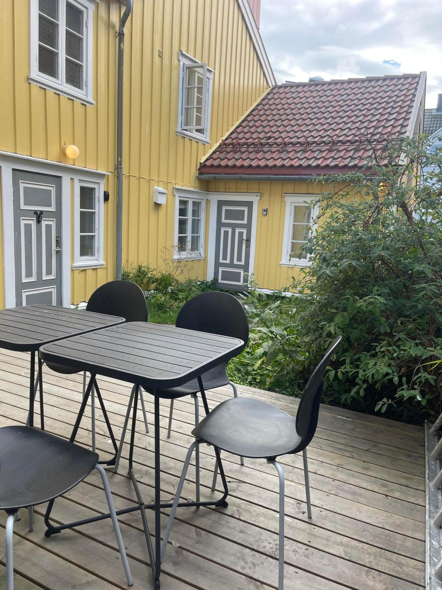Sjarmerende Historisk Leilighet Midt I Tromsø Buitenkant foto